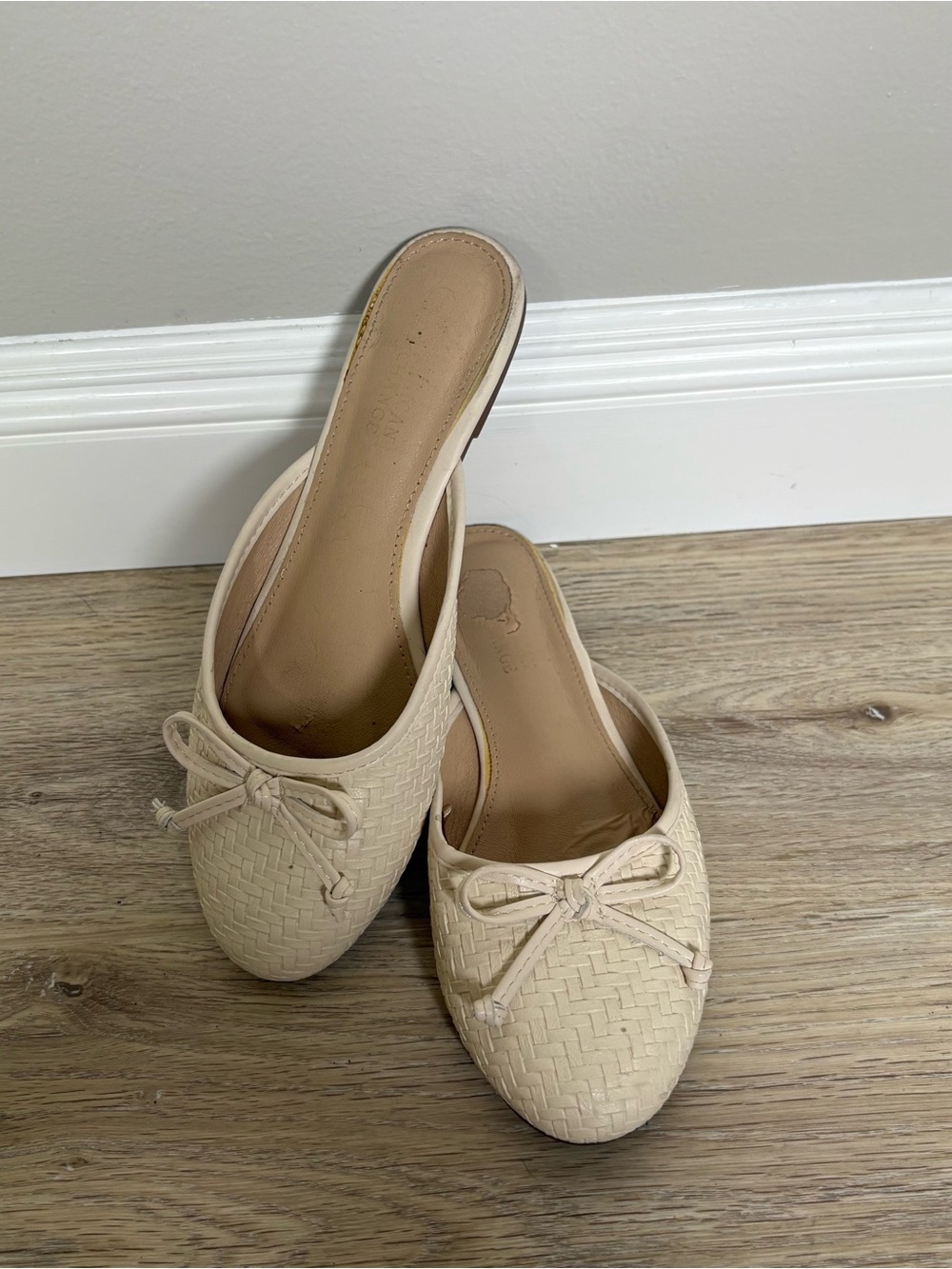 Vintage Bow Ballet Mules